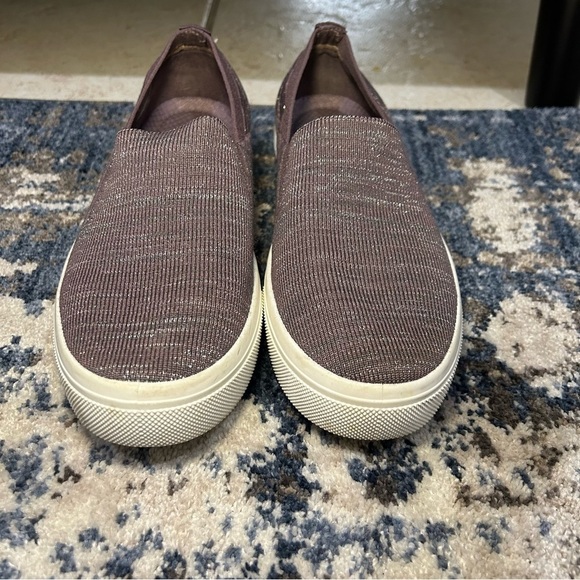 Sketchers Air Cooled Memory Foam Poppy-Cloud Dust Maylar Fleck Knit Slip-On Shoe - Picture 4 of 12